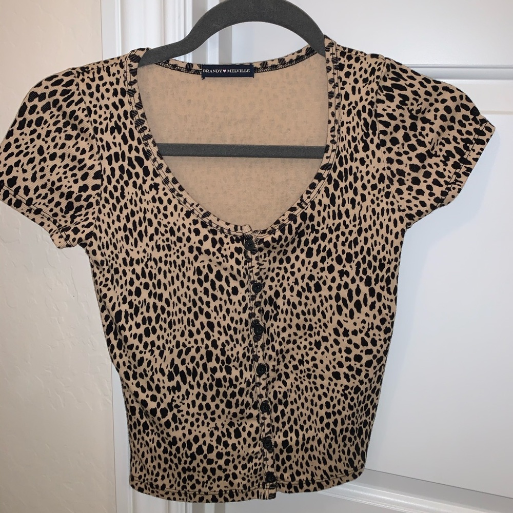 Cheeta print cropped button up